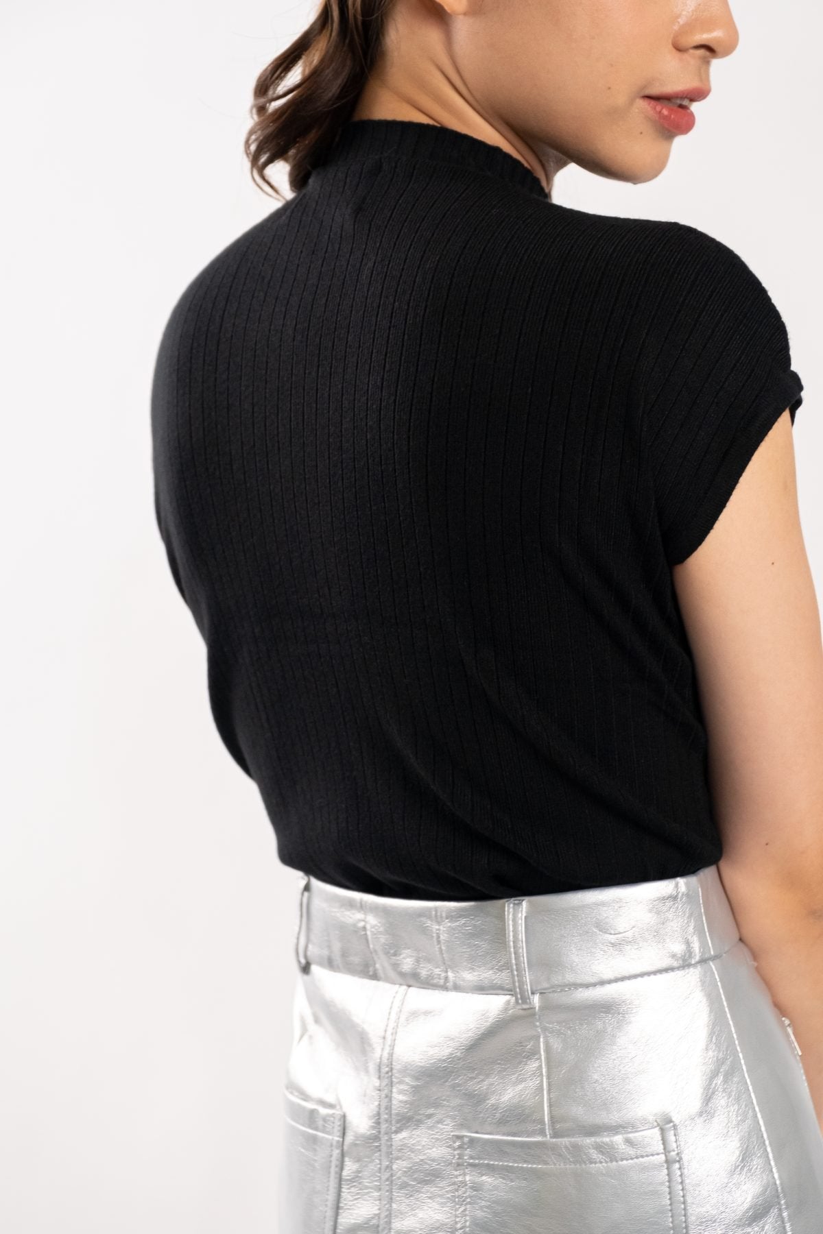 Luna Mock Neck Knit Top (Black)