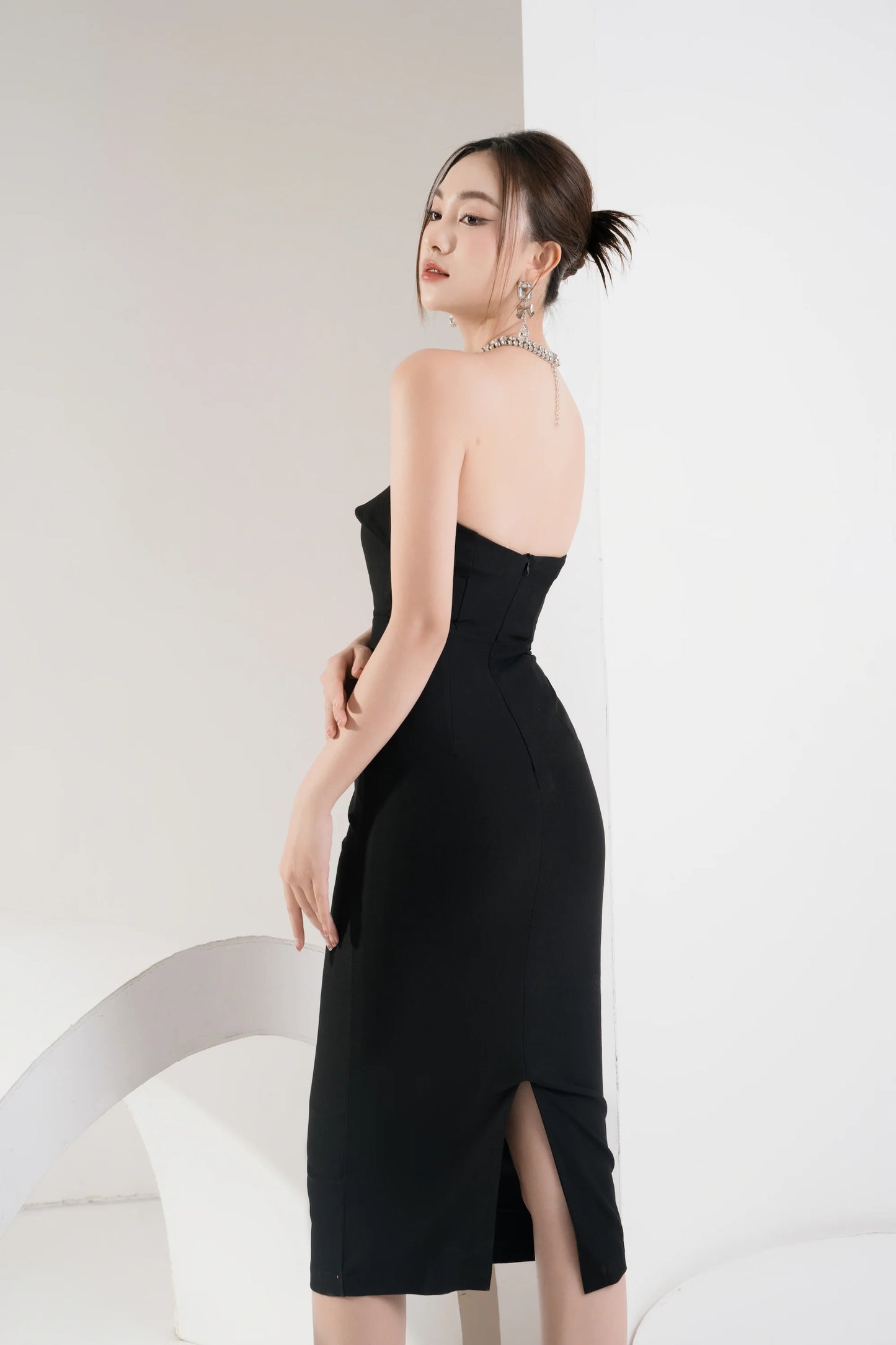 Sophia Midi Dress - Black