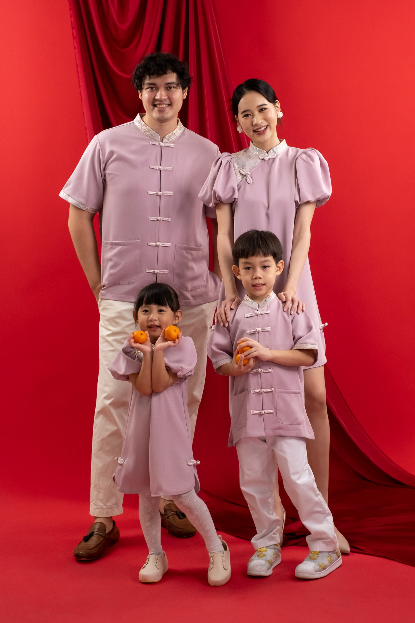 家乐 JIĀ LÈ QIPAO