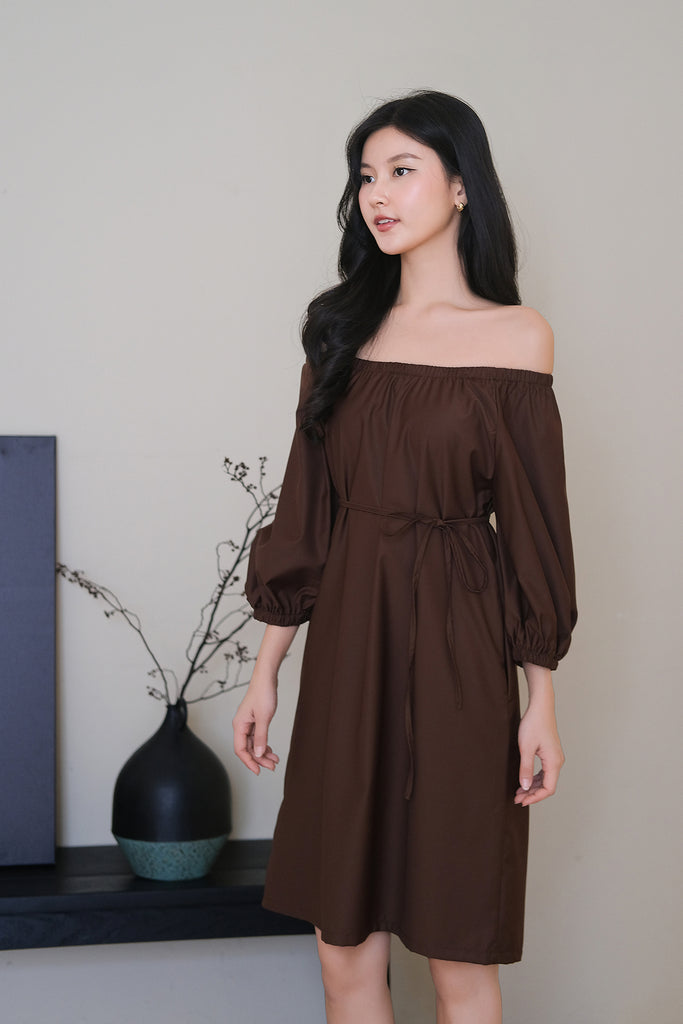 Olivia Off Shoulder Two-Way Dress