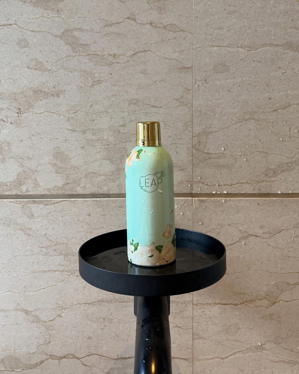 LEAP  CLOUD MOUSSE BODY WASH (BUY 2 FREE 1)