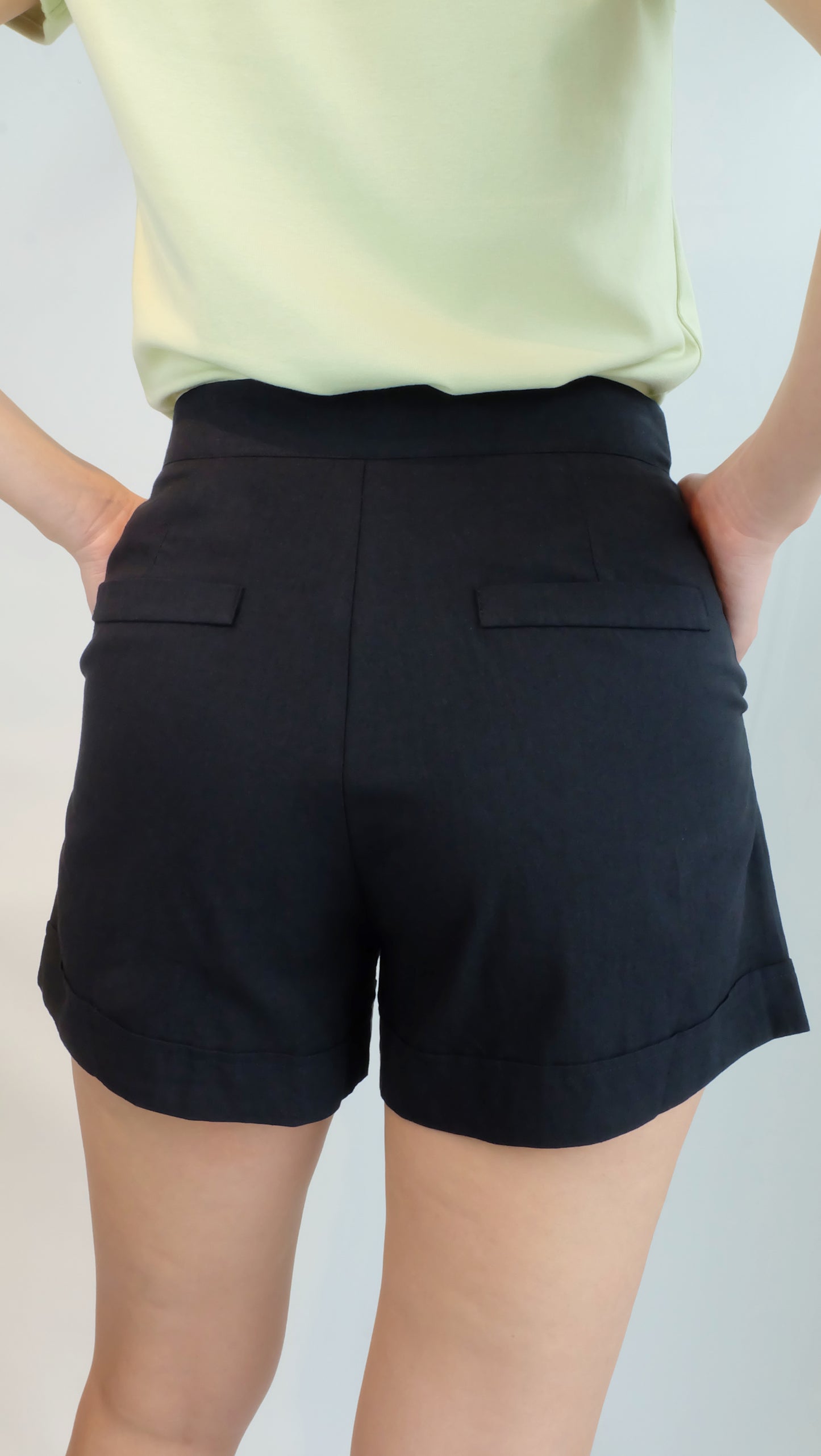 Carolyn Pant (Balck)