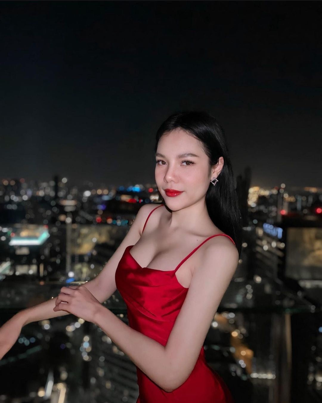 Jana 侧边 A 字连衣裙