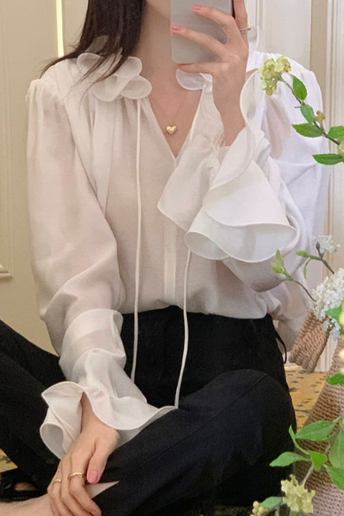 Lissa Blouse