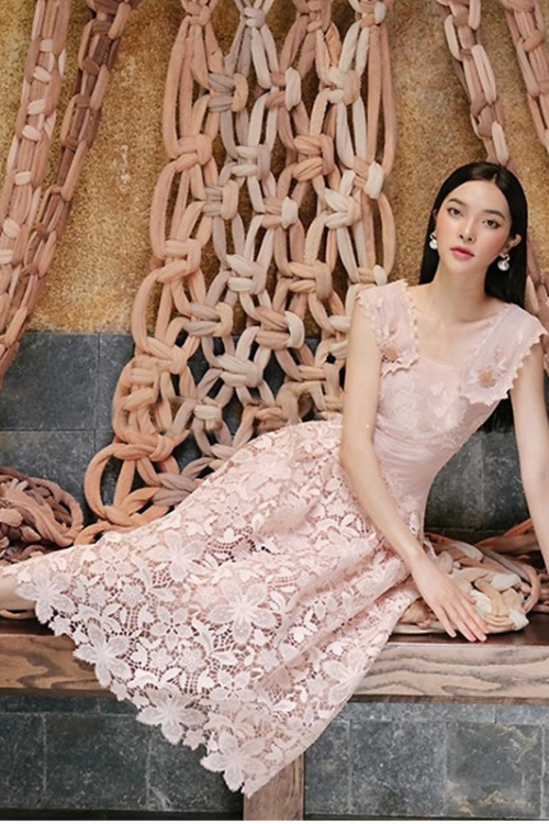 罗蕾莱连衣裙