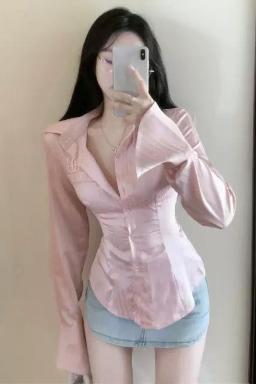 Dillia Blouse