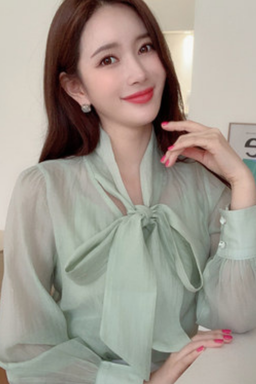 MILA BLOUSE