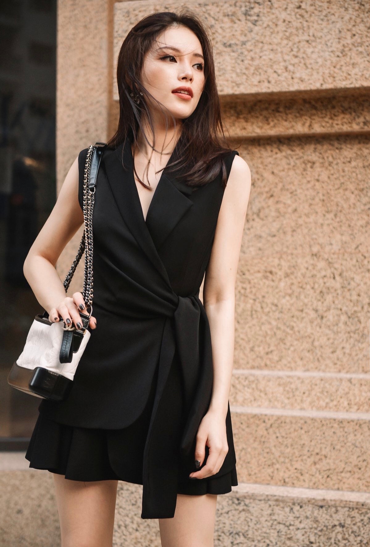 TEAGAN 西装外套和裙子套装