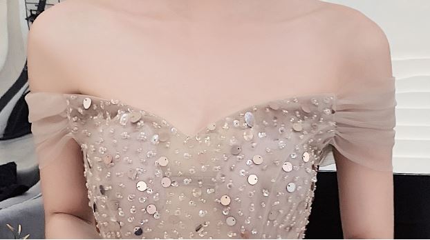 敞篷 CHRISSIE 晚礼服