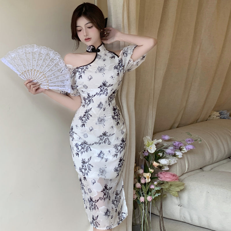 Sovann Qipao