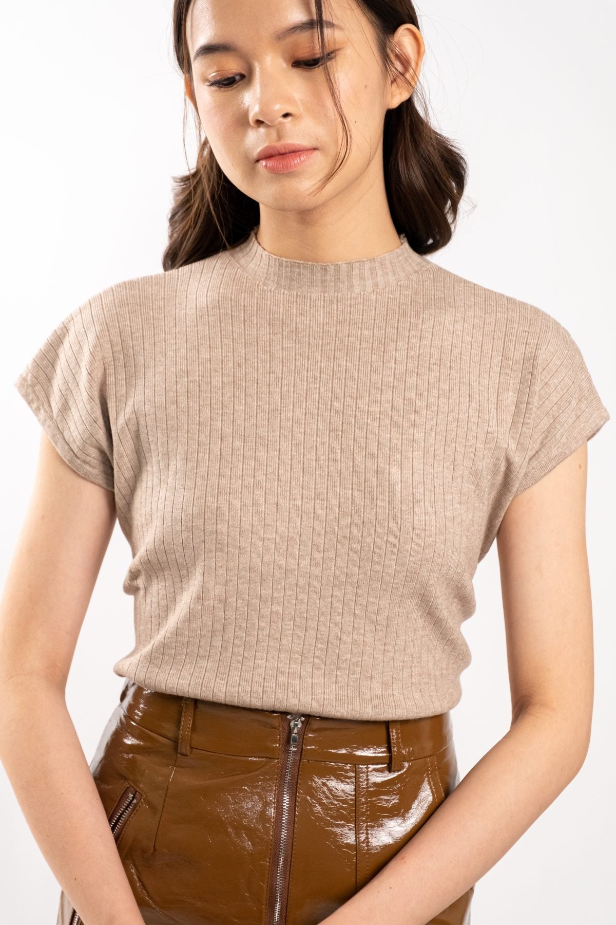 Luna Mock Neck Knit Top (Brown)