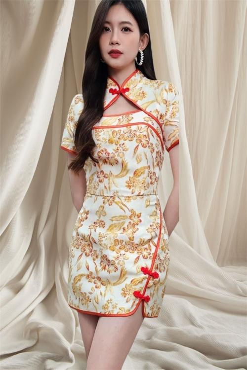 Lush Cascade Qipao