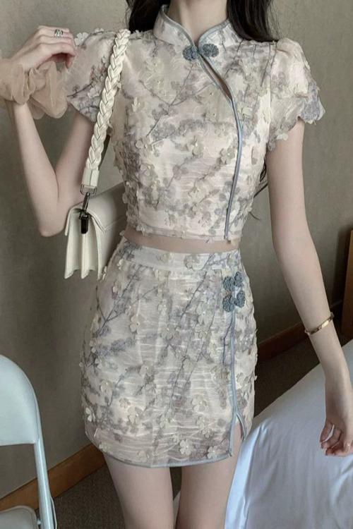 Ethereal Charm Qipao