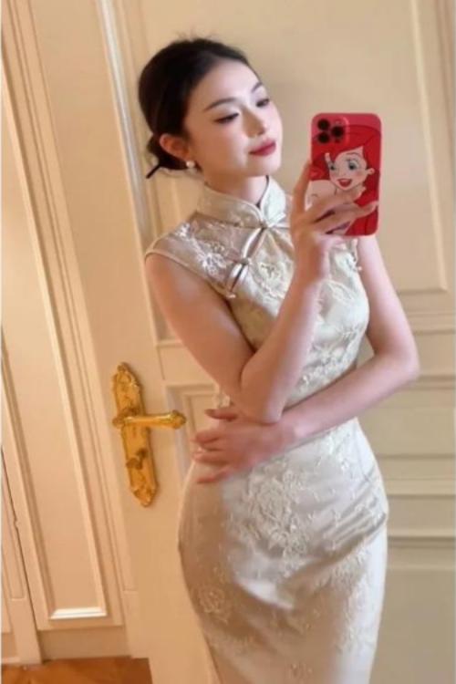 Silk Peony Qipao