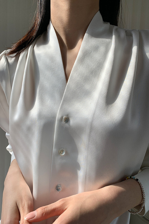 Nympha Blouse